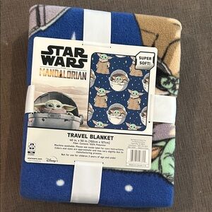 STAR WARS The Madalorian Fleece Travel Blanket 40x50inches NWT